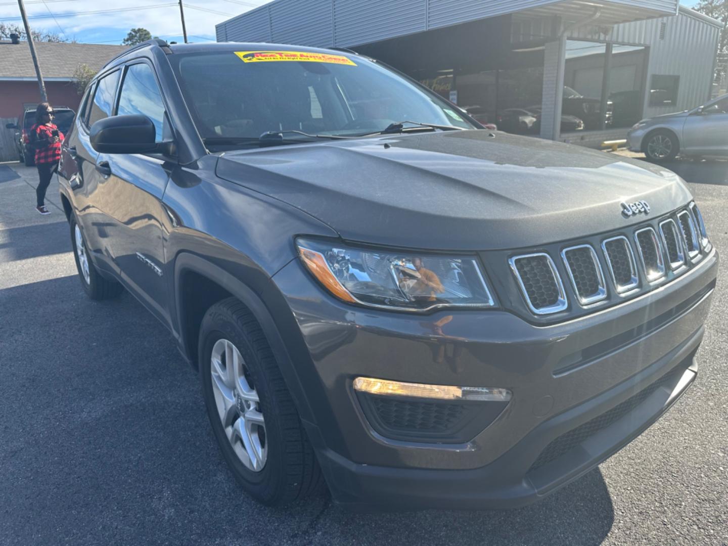 2017 Jeep Compass Sport FWD (3C4NJCAB3HT) with an 2.4L L4 DOHC 16V engine, located at 419 N 18th St., Monroe, LA, 71201, (318) 410-9250, 32.514370, -92.105133 - Photo#0